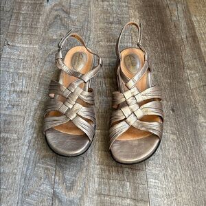 Clarks Women's Metallic Bronze Strappy Slingback Sandals